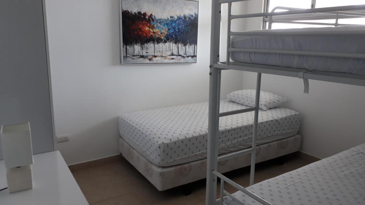 Apartament Lindo Departamento Al Pie De Playa Edificio Torre Oceanica Salinas  Zewnętrze zdjęcie